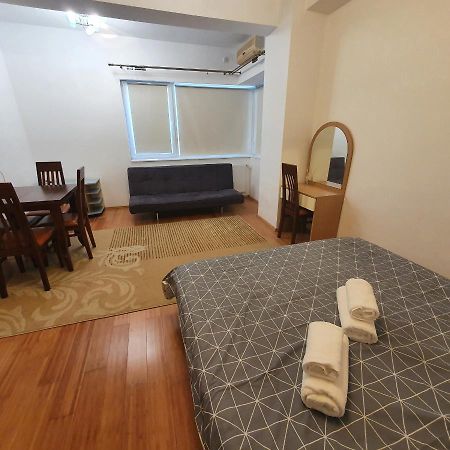 Appartement Apartament O Camera Mamaia Extérieur photo