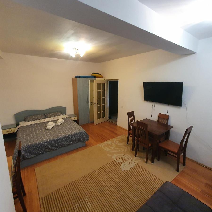 Appartement Apartament O Camera Mamaia Extérieur photo